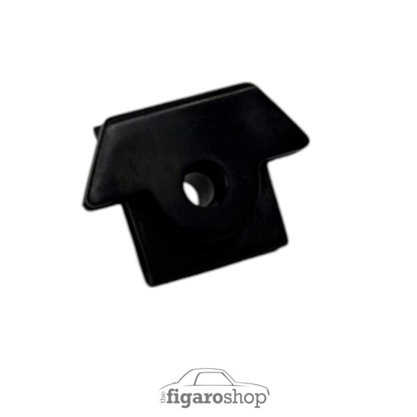 Nissan Figaro Rear Wheel Arch Liner Clip - Image 5