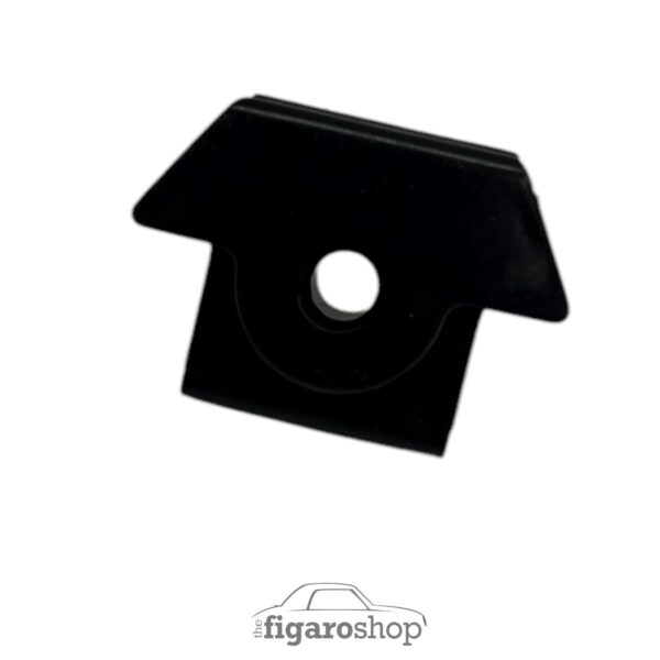 Nissan Figaro Rear Wheel Arch Liner Clip - Image 4